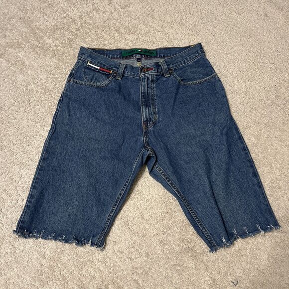 VINTAGE 90s Paper Tag Tommy Hilfiger Jeans Dark Wash Cut Off Jeans 32 Baggy Logo - Picture 1 of 7